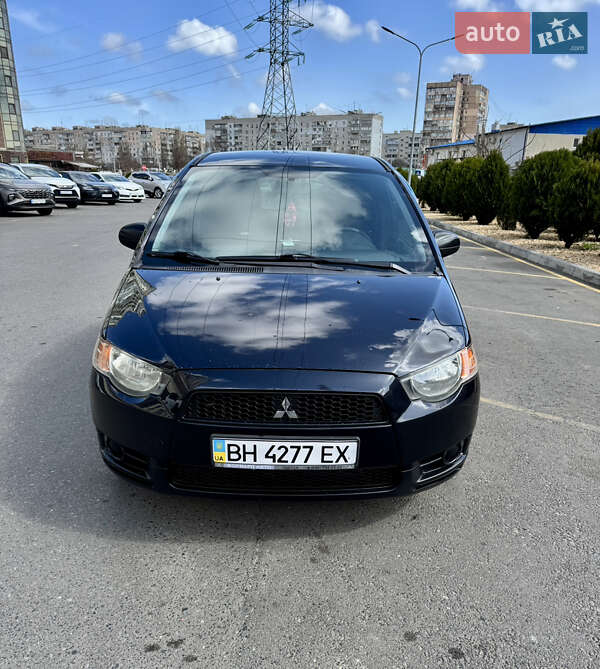 Хэтчбек Mitsubishi Colt 2008 в Одессе