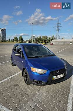 Хэтчбек Mitsubishi Colt 2009 в 