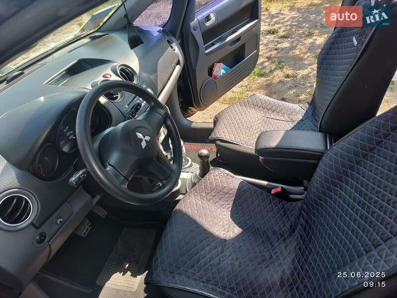 Хэтчбек Mitsubishi Colt 2008 в Одессе