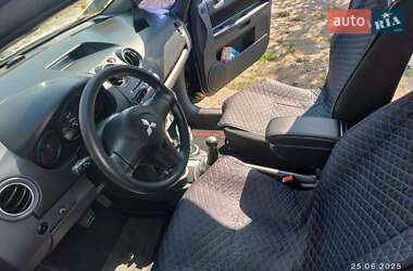 Хэтчбек Mitsubishi Colt 2008 в 