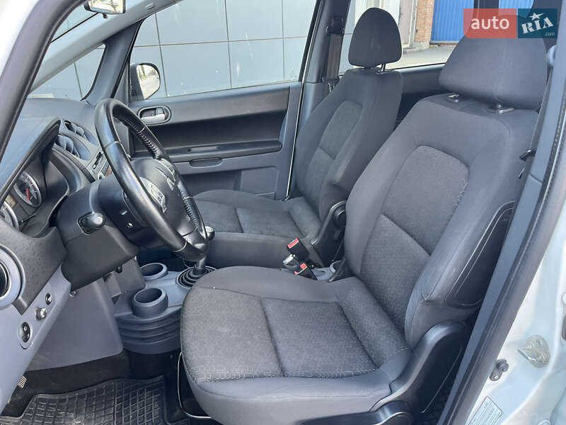 Хэтчбек Mitsubishi Colt 2012 в Киеве