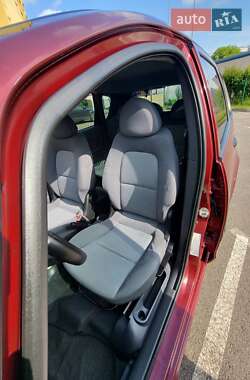 Хэтчбек Mitsubishi Colt 2006 в 