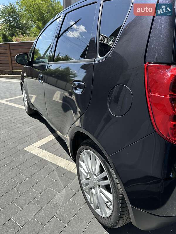 Хэтчбек Mitsubishi Colt 2013 в Черновцах