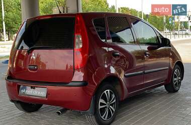 Хэтчбек Mitsubishi Colt 2005 в 