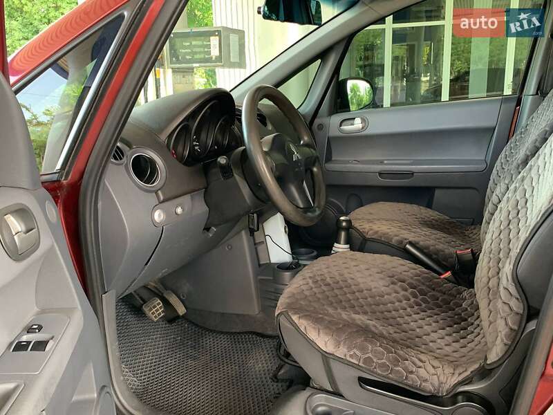 Хэтчбек Mitsubishi Colt 2005 в Николаеве