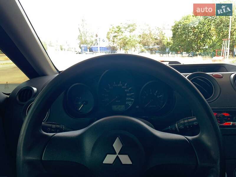 Хэтчбек Mitsubishi Colt 2005 в Николаеве