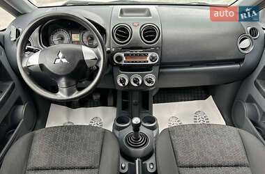 Хэтчбек Mitsubishi Colt 2010 в 