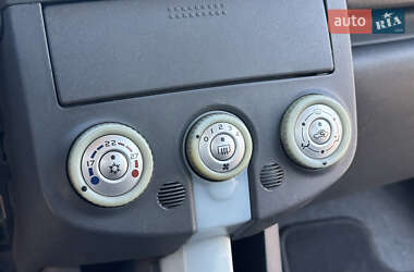 Хетчбек Mitsubishi Colt 2005 в 