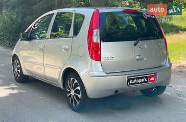 Хэтчбек Mitsubishi Colt 2007 в 