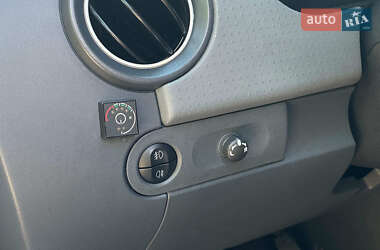 Хэтчбек Mitsubishi Colt 2007 в 