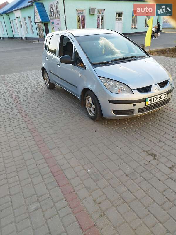 Хетчбек Mitsubishi Colt 2006 в 