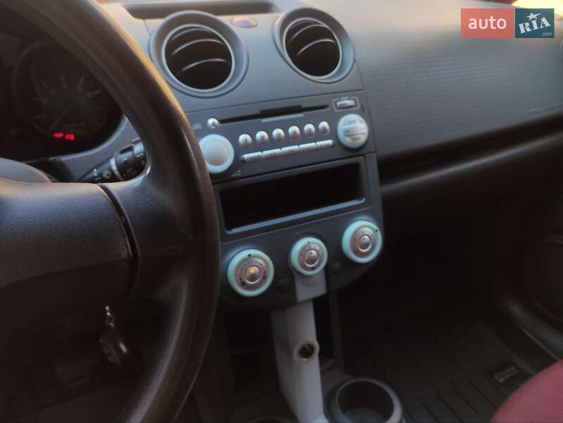 Хетчбек Mitsubishi Colt 2006 в Чернівцях фото 13 Хетчбек Mitsubishi Colt 2006 в Чернівцях