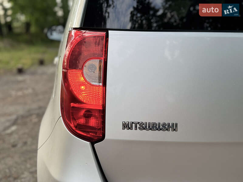 Хетчбек Mitsubishi Colt 2009 в Тернополі