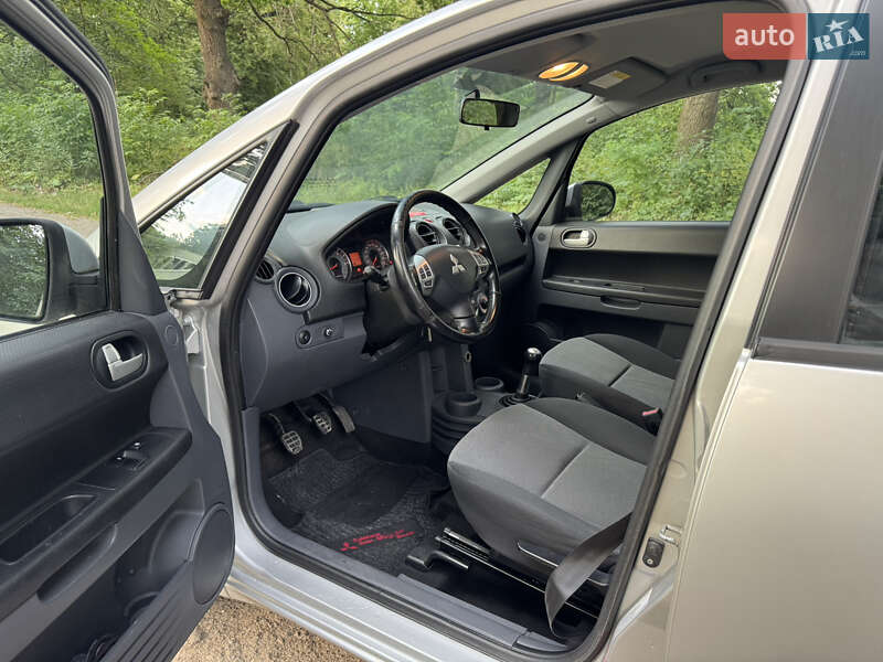 Хетчбек Mitsubishi Colt 2009 в Тернополі