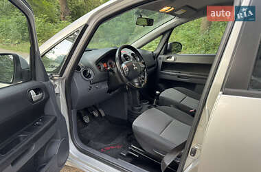 Хэтчбек Mitsubishi Colt 2009 в 