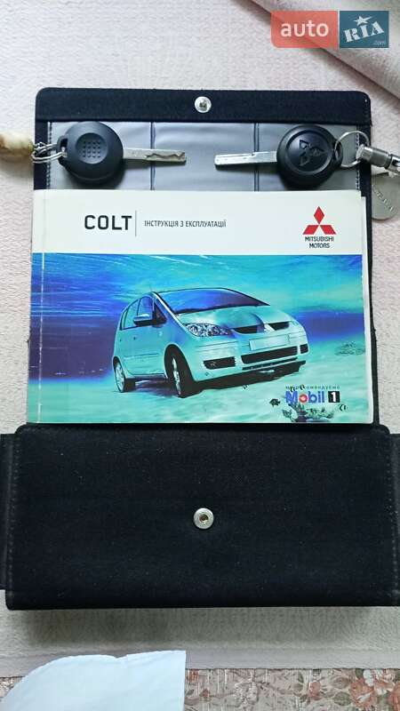 Хэтчбек Mitsubishi Colt 2006 в Апостолово
