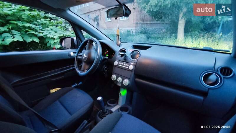 Хетчбек Mitsubishi Colt 2006 в Полтаві