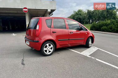 Хэтчбек Mitsubishi Colt 2007 в 