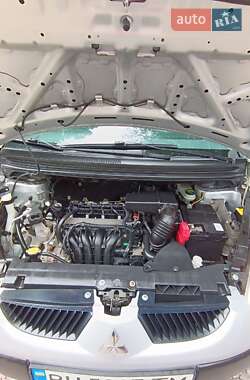 Хэтчбек Mitsubishi Colt 2005 в 