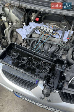 Хэтчбек Mitsubishi Colt 2007 в 