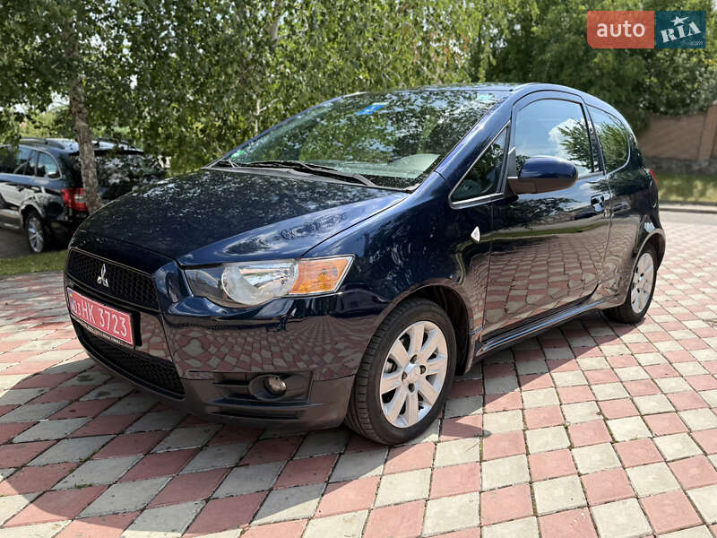 Хетчбек Mitsubishi Colt 2012 в 