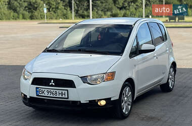 Хэтчбек Mitsubishi Colt 2010 в 