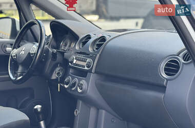 Хэтчбек Mitsubishi Colt 2010 в 