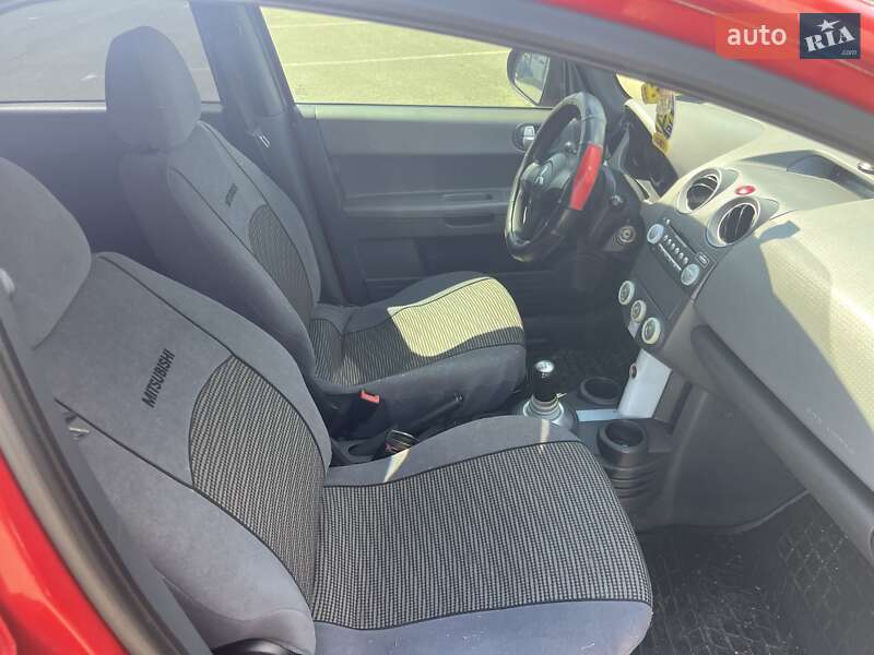 Mitsubishi Colt 2006