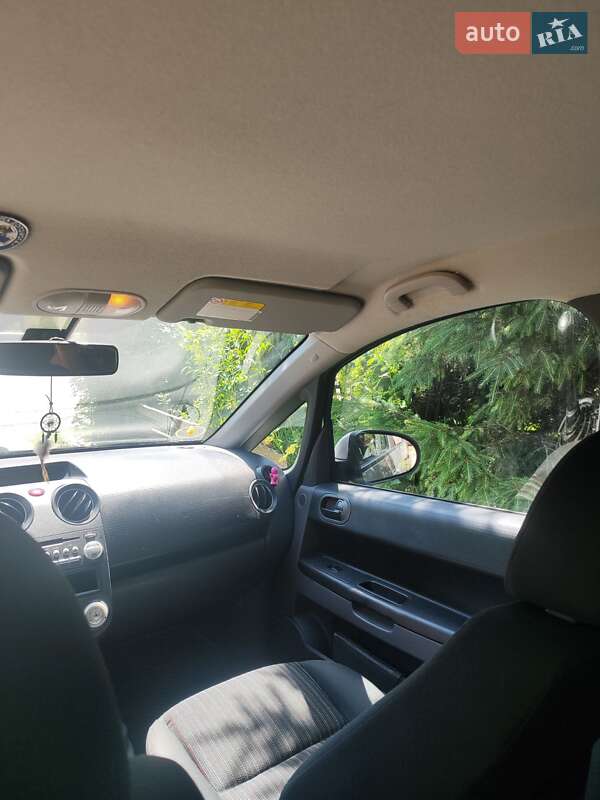 Хэтчбек Mitsubishi Colt 2008 в Сколе