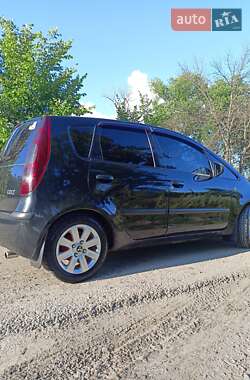 Хэтчбек Mitsubishi Colt 2007 в 