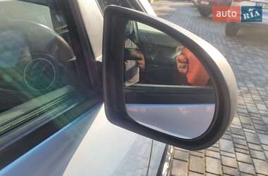 Хэтчбек Mitsubishi Colt 2006 в 