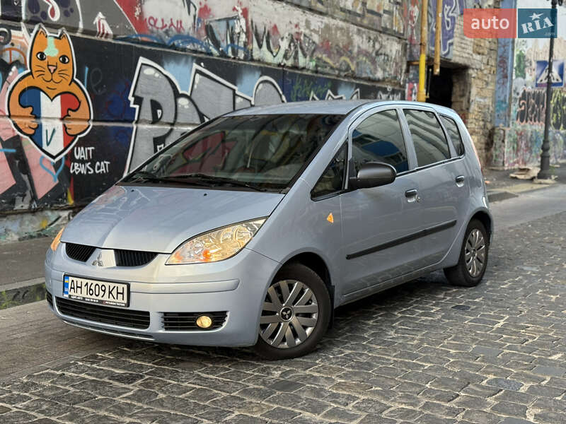 Хэтчбек Mitsubishi Colt 2005 в Одессе