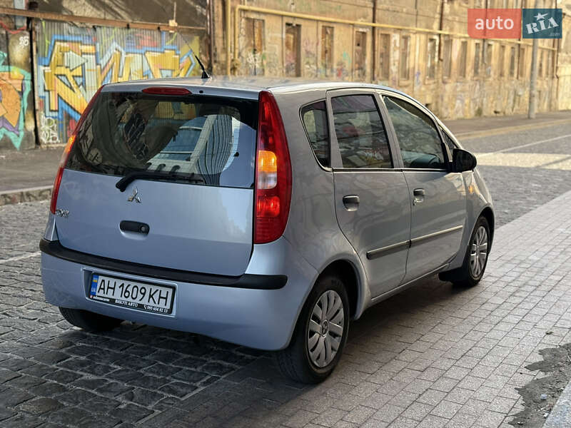 Хэтчбек Mitsubishi Colt 2005 в Одессе