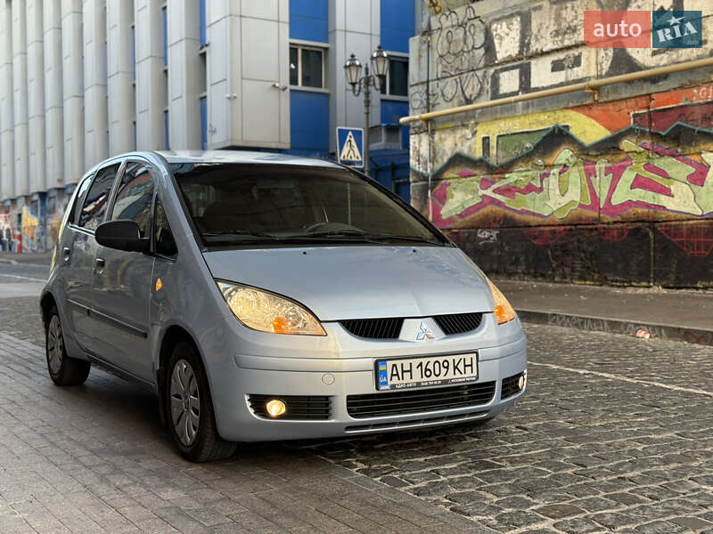 Хэтчбек Mitsubishi Colt 2005 в Одессе