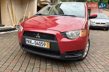 Хэтчбек Mitsubishi Colt 2009 в 