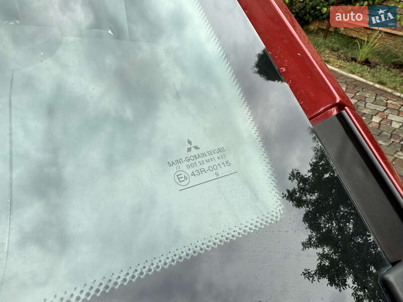 Хэтчбек Mitsubishi Colt 2009 в Черновцах