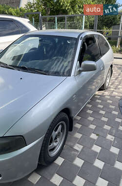 Хэтчбек Mitsubishi Colt 2003 в 