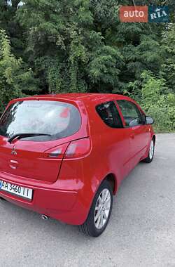 Хэтчбек Mitsubishi Colt 2006 в 