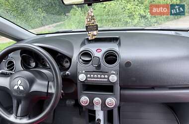 Хэтчбек Mitsubishi Colt 2006 в 