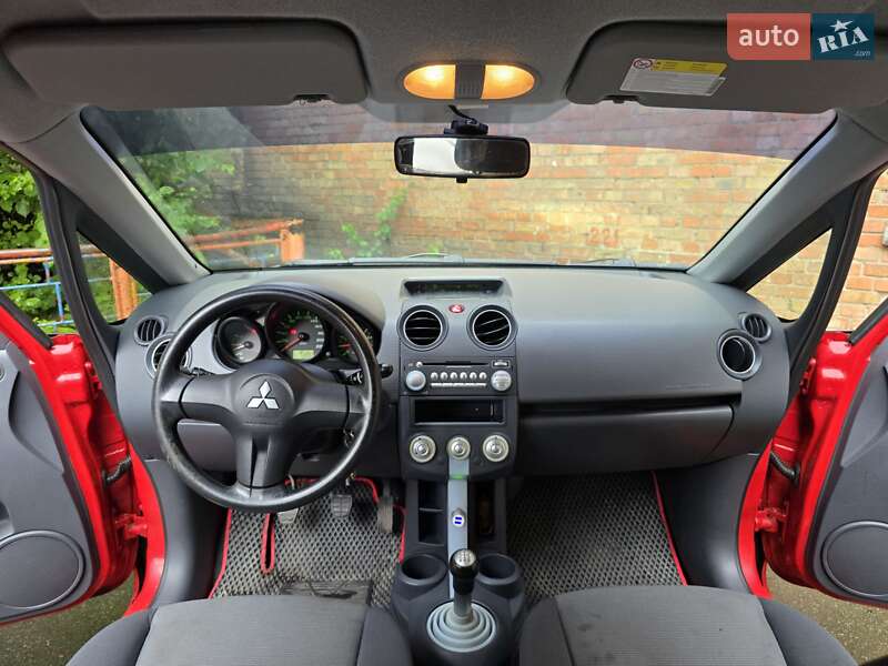 Хэтчбек Mitsubishi Colt 2007 в Киеве