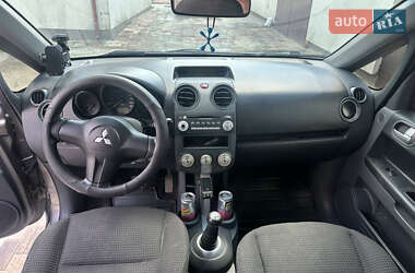 Хэтчбек Mitsubishi Colt 2008 в 