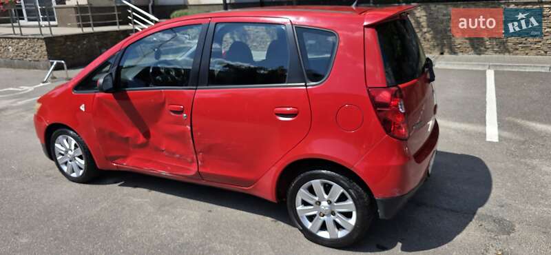 Хэтчбек Mitsubishi Colt 2009 в Киеве