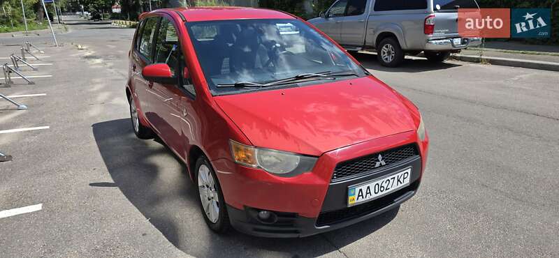 Хэтчбек Mitsubishi Colt 2009 в Киеве