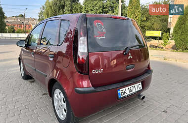 Хэтчбек Mitsubishi Colt 2005 в 