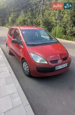 Хэтчбек Mitsubishi Colt 2005 в 