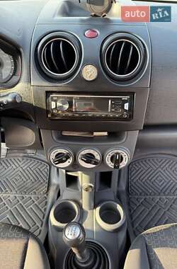 Хэтчбек Mitsubishi Colt 2009 в 