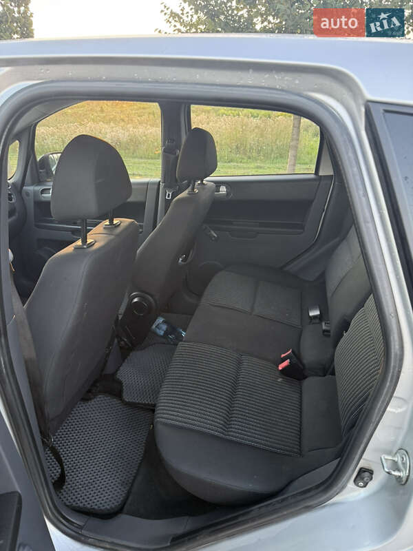 Хэтчбек Mitsubishi Colt 2008 в Киеве