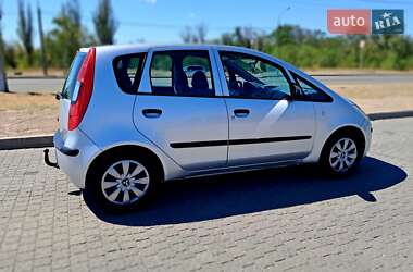 Хэтчбек Mitsubishi Colt 2006 в 