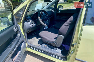 Хэтчбек Mitsubishi Colt 2006 в 