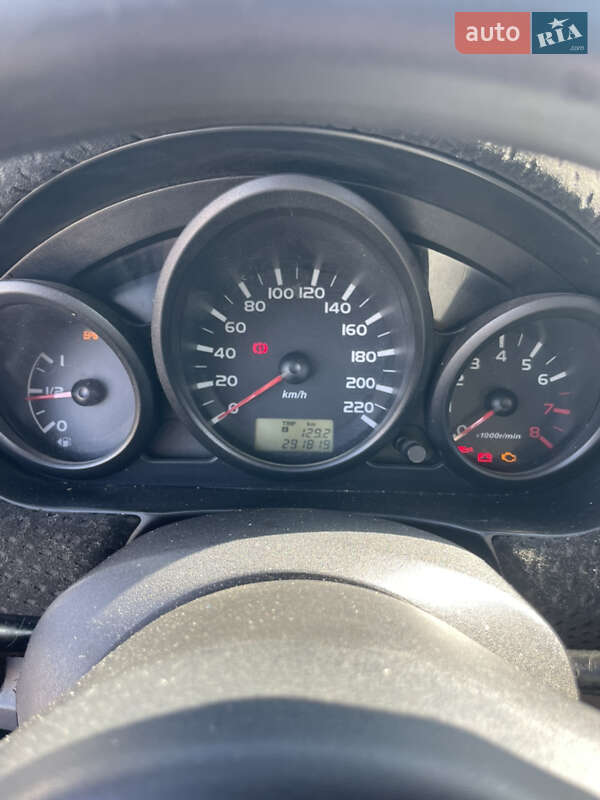 Хэтчбек Mitsubishi Colt 2006 в Киеве